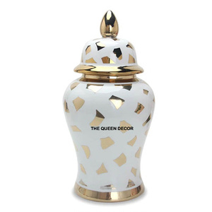 Tarro de jengibre decorativo con acabado blanco y dorado de forma redonda de Metal de aluminio sólido antiguo Cerámica de Oriente Medio - Product Image 1