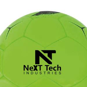Balón de entrenamiento de fútbol de Next Tech Industries, material de PU para fines de entrenamiento con diseño personalizado y logotipo personalizado - Product Image 6