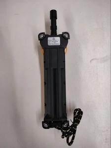 Grúa Industrial Radio Control remoto CMK Marca RF Tipo ABS Cuerpo IP65 Rango de 100M Color ROJO Fabricante OEM Hecho en India - Product Image 5