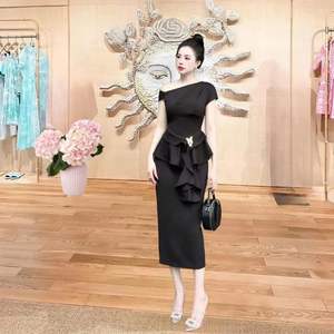 Ensemble décontracté à motif solide à la mode jupe crayon maigre et tissu à tricoter long chemisier à épaules dénudées pour le style de bureau - Product Image 1