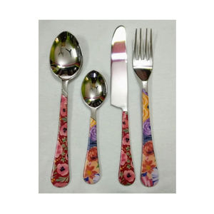 Vente en gros de couverts personnalisés au prix le plus bas, ensemble de couverts en acier inoxydable à design floral et manche en résine pour hôtels - Product Image 5