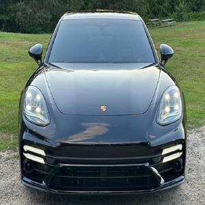 Panamera Turbo S E-Hybrid 2023 d'occasion, boîte manuelle, intérieur gauche, berline - Product Image 1