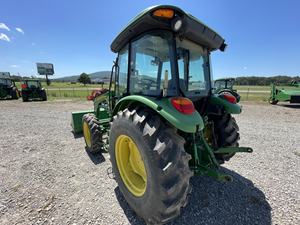 Tractor de ruedas John Deerr7810 4WD con transmisión por engranajes condición usada listo para enviar - Product Image 6