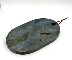 Planche à fromage en bois d'acacia artisanale, design ovale avec sangle en cuir, haute qualité, abordable au meilleur prix - Product Image 2