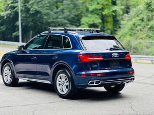 Audi Q5 quattro Premium 40 TFSI 2023 en Perfectas Condiciones - Product Image 4