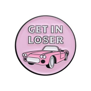 Pins de esmalte de Mean Girls, broches y insignias de solapa con la frase 'She Doesn't Even Go Here', de metal, con temática de película juvenil y dibujos animados, accesorios de joyería - Product Image 4