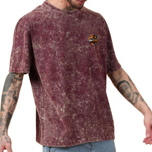 Camiseta cómoda de gran tamaño para hombre con longitud extendida y tela ligera y suave. - Product Image 4