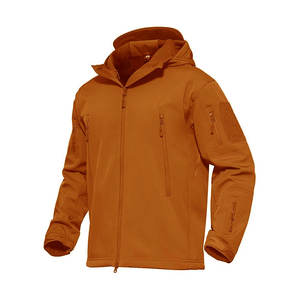 Chaqueta softshell con capucha ecológica impermeable con soporte frontal revestido para hombre ajuste cómodo última llegada para invierno al aire libre OEM - Product Image 1