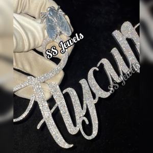 VVS Jewelry 925 Silver Iced Hip Hop Style Nombre Charm Necklace Moissanite Diamond Letter Colgante Regalo del Día de la madre - Product Image 5