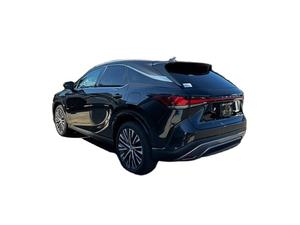 SUV de Lujo de 7 Plazas, Tamaño Completo, Premium, Usado, 2024, Gran Distancia al Suelo / Rendimiento Potente / Listo para Todoterreno - Product Image 4