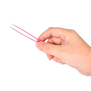 Pinzas para extensión de pestañas con punta de fibra de logotipo privado, pinzas para pestañas con agarre de diamante de 75 grados, pinzas para pestañas de oro rosa con Plasma brillante - Product Image 2