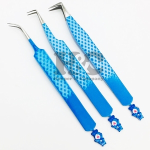 Venta superior Cuidado Oso Pinzas Punta de fibra Pinzas de extensión de pestañas Cuidado azul sostenible Oso Fondo Pinzas Logo Top Lash Mink - Product Image 1