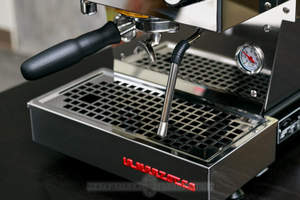 Máquina de Espresso La Marzocco Linea Mini Nueva de Calidad - Product Image 3