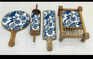 Plateau en bois fabriqué à la main de haute qualité pour la cuisine et la table petites/moyennes couleurs variées pour le service du petit-déjeuner et les mariages - Product Image 4