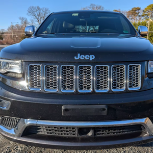 Jeep Grand Cherokee Summit 4x4 SUV 2014 Usado en Buen Estado - Product Image 1