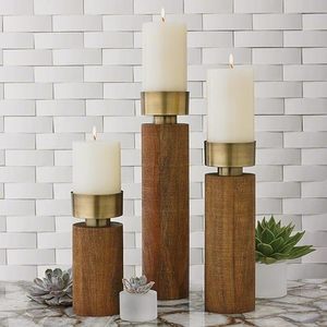 Bougeoir décoratif de Noël fait à la main Base en bois de haute finition Dessus en métal Bonne conception Articles de table Impression personnalisable - Product Image 1