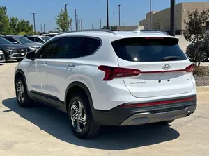 2023 Hyunda SANTA FE SEL 2,4 - Product Image 3