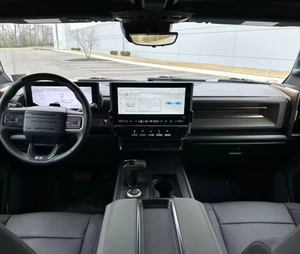 LISTO PARA ENVIAR SUV GMC EV 2025 Usado, Gasolina Turbo, 2X AWD, R19, Automático, Volante a la Izquierda, Techo de Aleación de Aluminio, Cámara Trasera - Product Image 3