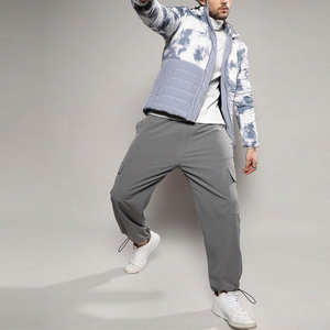 Veste matelassée en nylon imprimé pour femmes, motif nuage gris, chaude, rembourrée, isolée, vêtements d'hiver, fermeture éclair sur le devant, élégante, à capuche, pour l'extérieur - Product Image 1