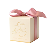 Petit coffret cadeau pliable en papier d'emballage de bonbon au chocolat de luxe moderne et personnalisé à prix raisonnable pour cadeau de mariage avec ruban