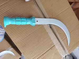 Outils agricoles et de jardin de haute qualité, faucille à herbe avec pierre à aiguiser, lame de 11 pouces, manche en plastique et en bois, oxyde noir et placage en zinc - Product Image 5