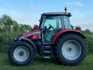 รถแทรกเตอร์ฟาร์ม Massey Ferguson มือสองสภาพดี ใช้งานได้ดี ซื้อผลิตภัณฑ์การเกษตรคุณภาพพรีเมียม ความต้องการสูง ขายส่ง - Product Image 2