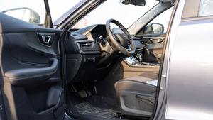 Chery Tiggo 4 Pro Comfort 1.5L Conduite à Gauche - Intérieur Gris Noir - Product Image 2