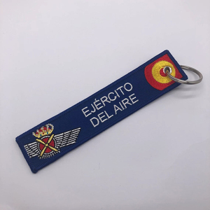 Venta al por menor Drop Shape Car logo Llavero en stock Personalizado Su logotipo Ventas calientes Souvenir Car Key Holder para hombres - Product Image 2