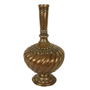 Surahi en laiton pur vintage de haute qualité avec gravure, finition polie pour une utilisation en cuisine, article de cuisine antique arabe - Product Image 4