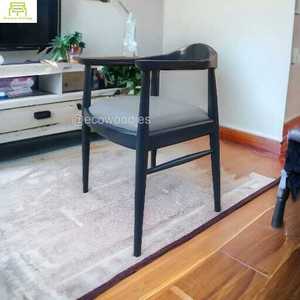 เก้าอี้รับประทานอาหารไม้เนื้อแข็งดีไซน์เนอร์คลาสสิกเฟอร์นิเจอร์ร้านอาหารเก้าอี้รับประทานอาหารไม้สําหรับห้องรับประทานอาหารโรงแรมคาเฟ่ - Product Image 3