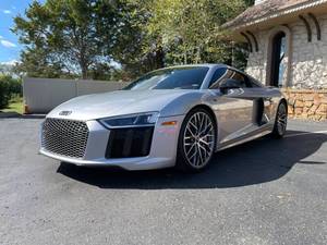 BEST OFFER USED 2017-2022 AUDls R-8 A W D 5.2L V-10 Plus Turrb0 2dr Coupe <b>Leather</b> Dark - Product Image 5