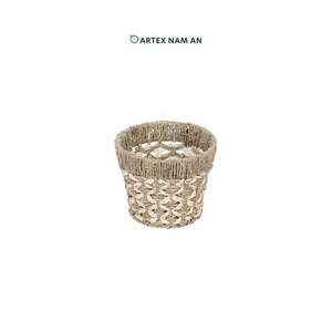 Jardineras de algas marinas y hojas de palma hechas a mano con detalles decorativos para el hogar y el jardín - Product Image 1