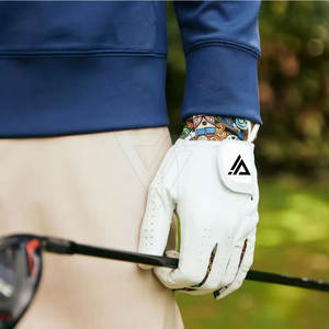 Meilleures ventes Gants de golf personnalisés de haute qualité pour adultes Main gauche en cuir avec logo personnalisable pour une utilisation sportive - Product Image 6