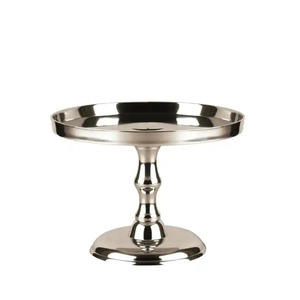Présentoir à Gâteau de Forme Ronde en Métal au Design Élégant, Fait Main en Vrac, pour Fête d'Anniversaire et Mariage - Product Image 5
