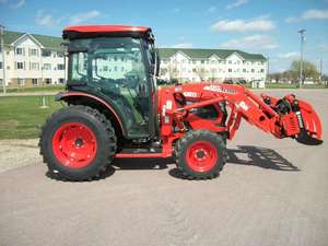 2024 Kioti DK6020HSE/PX1052 70HP 4WD Gear Drive Wheel Tractor with Engine <b>Pump</b> & Gearbox for Farm Use High Productivity - Product Image 5