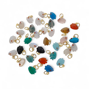 Bandes Agate Poisson Sculpture Pendentif 12x8mm 925 Argent Sterling Plaqué Or Anneau De Saut À La Main Agate Charme Indien Bijoux En Gros - Product Image 4