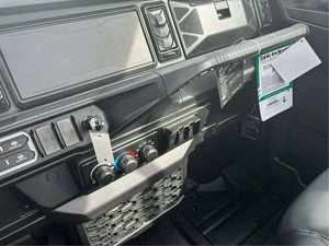 Vehículos UTV Defender XT CAB HD11 2026 de Alto Rendimiento, Nuevos, Listos para Enviar - Product Image 4