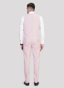 Traje de Hombre de Diseño Rosa de 5 Piezas de Alta Demanda para Oficina, Bodas, Fiestas y Eventos Corporativos Disponible para la Venta - Product Image 4