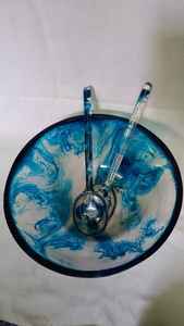 Juego de 4 Tazones de Melamina Verde Oscuro, Pulidos, Hechos a Mano, para Ensaladas, Duraderos, Ecológicos y de Lujo, para Fiestas - Product Image 3