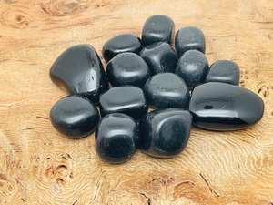 Natural Black <b>Obsidian</b> Tumbled Loose Gemstone Customized With Size And Shape Wholesale Bulk - Product Image 3