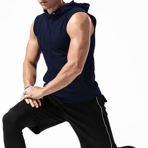 Vente en gros Débardeur d'entraînement personnalisé pour hommes 100% coton Gym Fitness à capuche haut sans manches avec décoration brodée - Product Image 2