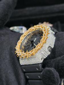 Reloj Unisex de Lujo en Plata 925 con Bisel de Diamantes Moissanite VVS, Estilo Espinas Heladas para Bodas y Fiestas - Pantalla Digital, Joyería Hiphop - Product Image 5