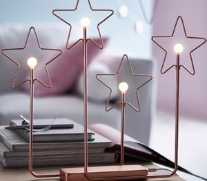 Décorations de table de Noël éclairées à la maison Décorations de table d'hiver pour Noël Ornement de bureau Bougies de Noël Décorations de bougies de Noël - Product Image 4