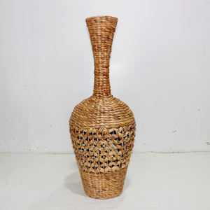 Jarrón Decorativo Alto de Jacinto de Agua Tejido Rústico de Artex Dong Thap con Patrón Único para Decoración de Regalos - Product Image 6