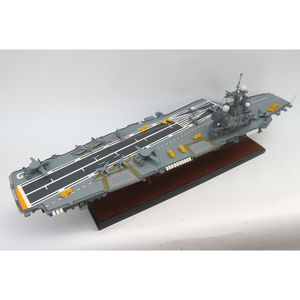 Maquette du porte-avions Charles de Gaulle, artisanale, échelle 1/350, bois d'acacia, décoration nautique pour la maison, technique peinte - Product Image 5