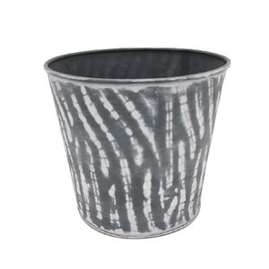 Jardinière carrée décorative en métal gris avec finition blanche antique Look élégant pour les fournitures de jardin Décoration intérieure et extérieure - Product Image 4