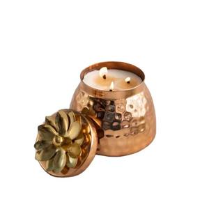 Fabriqué à partir de métal durable, notre beau pot à bougie avec couvercle floral force industrielle avec éclairage romantique - Product Image 1
