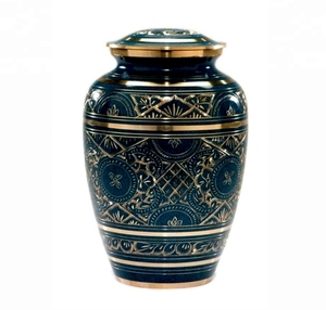 Urna Moderna de Latón con Grabado Atractivo y Acabado en Esmalte Azul, Urnas de Cremación para Venta al por Mayor de Artículos Funerarios - Product Image 4