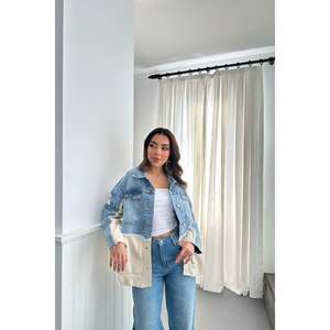 Veste en jean bleue avec bordure en tricot - Bleu - Product Image 2
