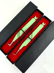 Pince à épiler en acier inoxydable à 90 degrés pour extensions de cils, à pointe dentée, antistatique et antimagnétique au dos - Product Image 4